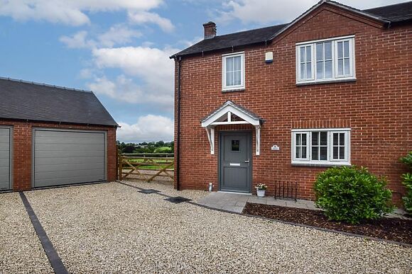 Forget Me Not Cottage Ashbourne