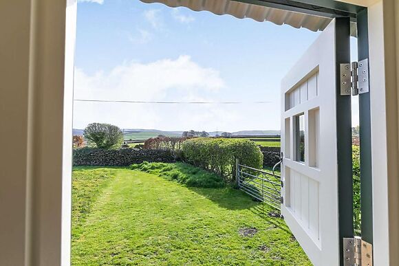 The Curlew Shepherds Hut