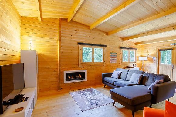 Acorn Cabin