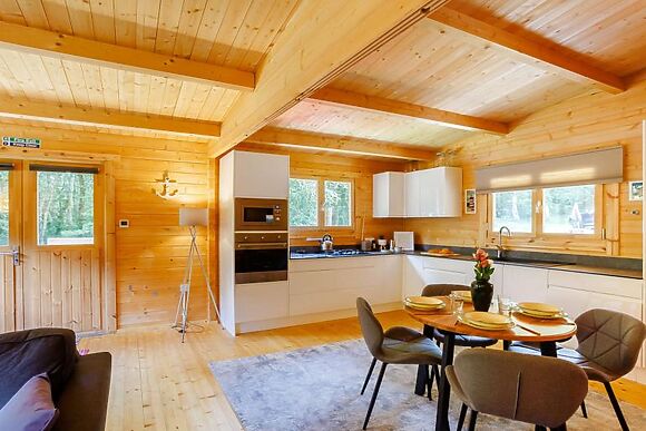 Acorn Cabin
