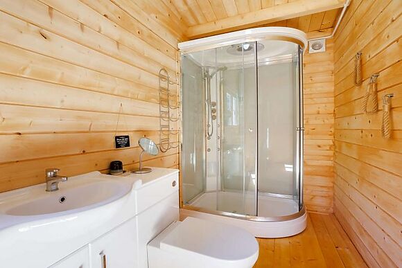 Acorn Cabin