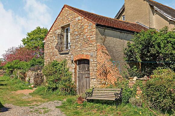 Duddlestone Farm Lambs View