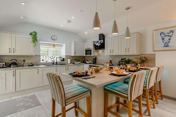 Bwthyn Y Baedd Boar Cottage