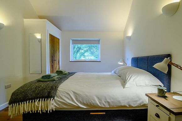 Osprey Gilestone Farm