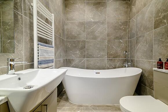 Osprey Gilestone Farm