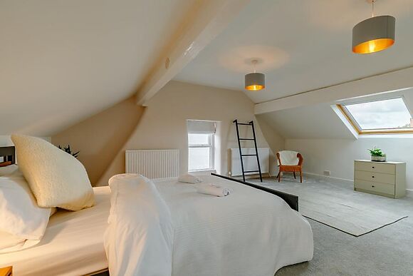 Ivy Lodge
