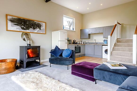 Tallet Barn East