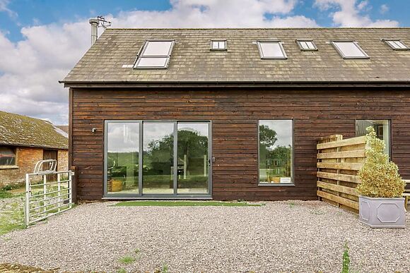 Tallet Barn East