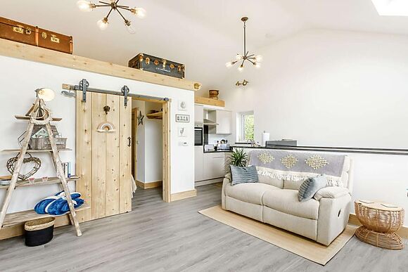 Poplands The Lodge