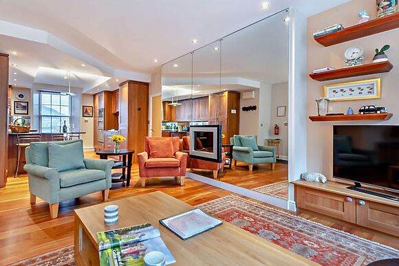 Chaucers Place