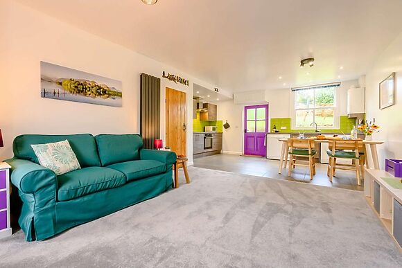 9 Otley Road