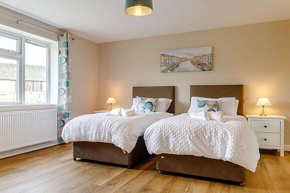 Valley View Peak District