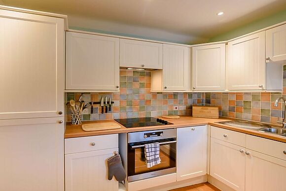 Swift At Mels Cottages