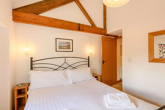 Swift At Mels Cottages