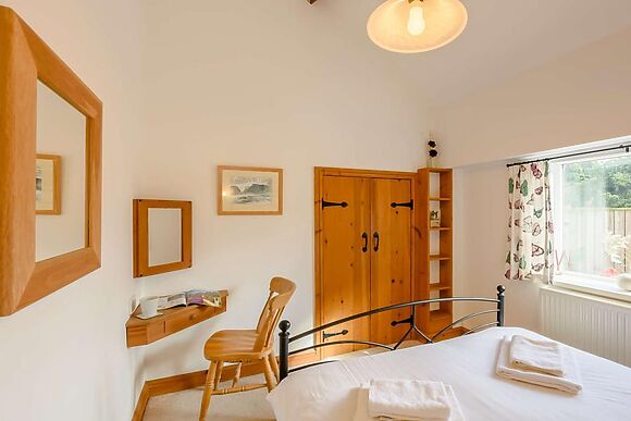 Swift At Mels Cottages