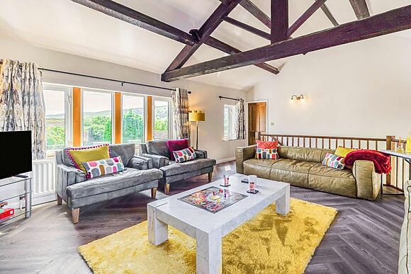 Oak Barn Starbotton