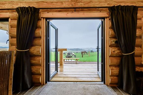 Chestnut Tedstone Log Cabins