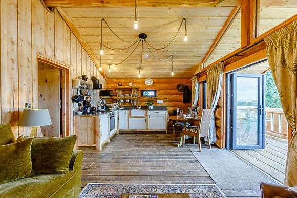 Willow Tedstone Log Cabins