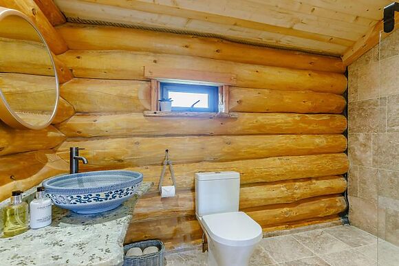 Willow Tedstone Log Cabins