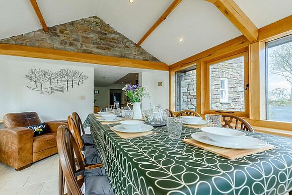 Ffrydiau Gwynion Farmhouse