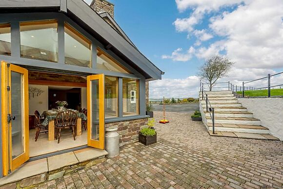 Ffrydiau Gwynion Farmhouse