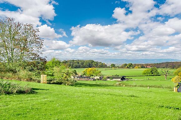 Tortworth Estate Old Lodge Cottage