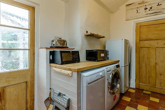 Cockle Shell Cottage