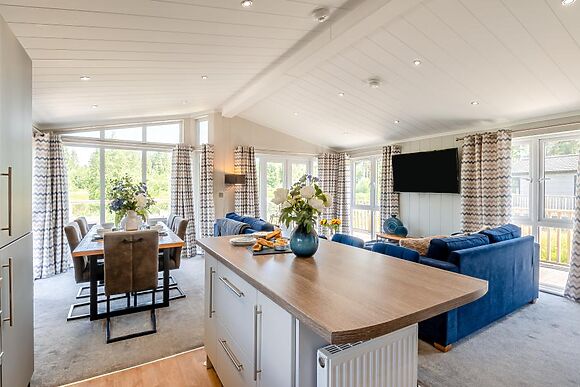 Waterlily Lodge