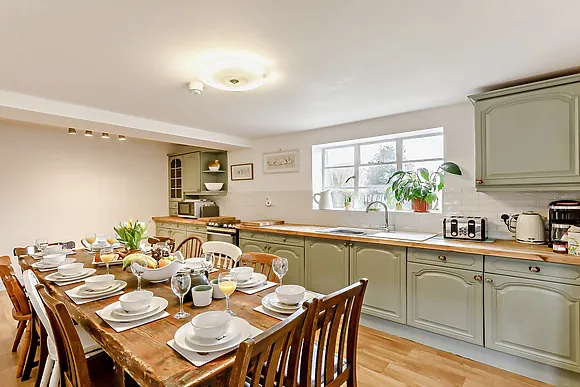 Ardens Court Farmhouse