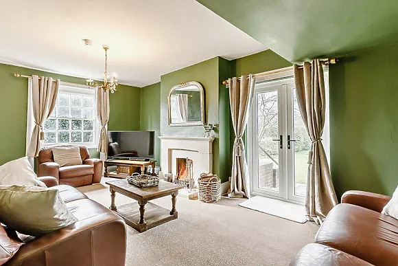 Ardens Court Farmhouse