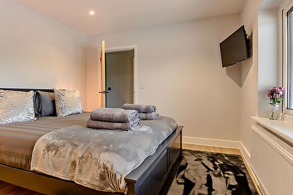 Heath View Weybourne