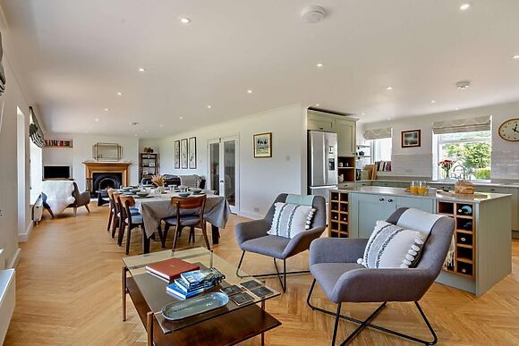 The White House Onich