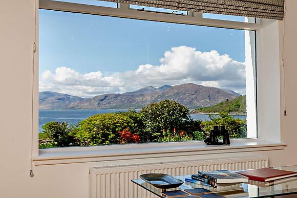 The White House Onich