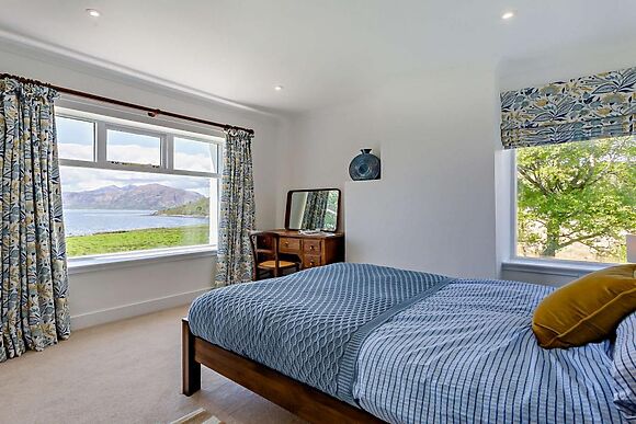 The White House Onich