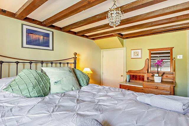 Sunset Cottage Portland