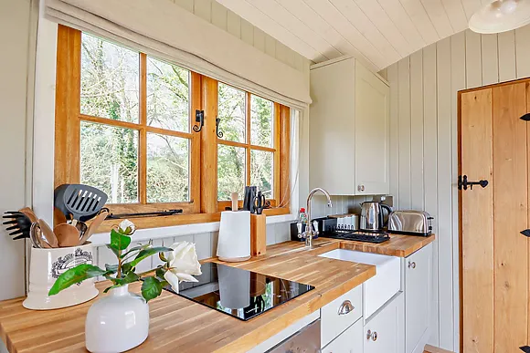 Ceiriog Hot Tub Hideaway