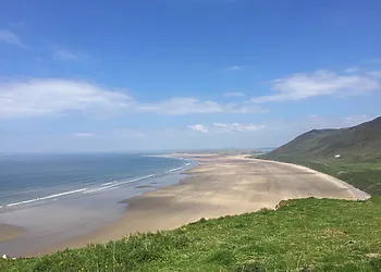 Breath-taking views at the iconic Rhossili Bay