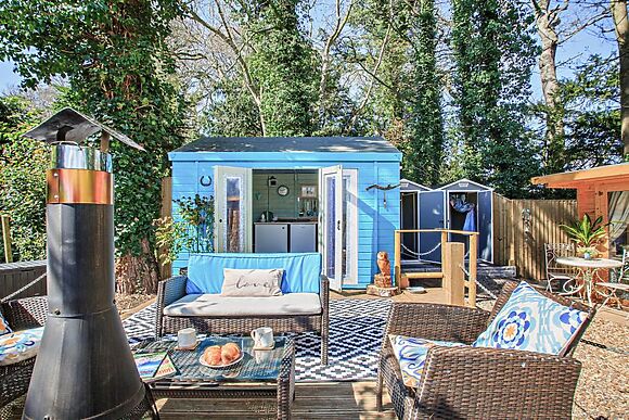 The Little Owl Hideaway