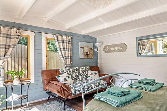 The Little Owl Hideaway