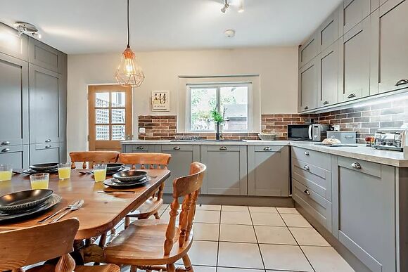 Chestnut Hill Cottage