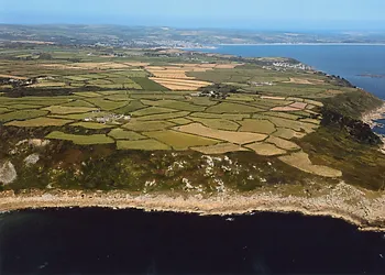 Located a short walk down to Lamorna Cove
