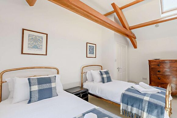 Tindal House