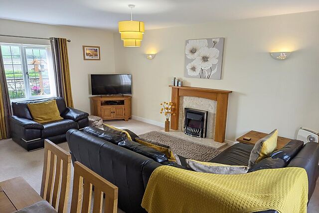 Bumble Bee Cottage