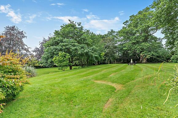 The Wing At Moor Hall