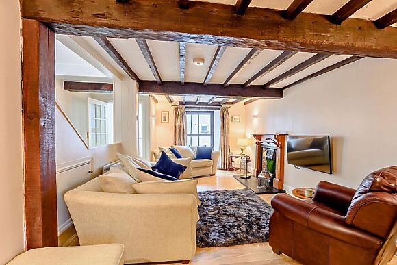 Queens Square Cottage