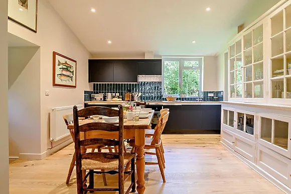 The Garden House Broadfield