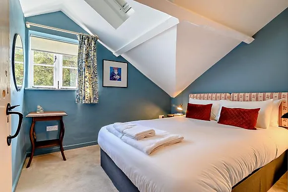 The Garden House Broadfield