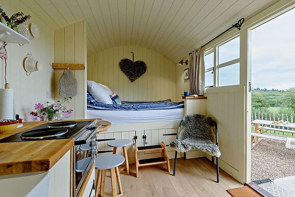 Bolstone View Shepherd Huts Loxley