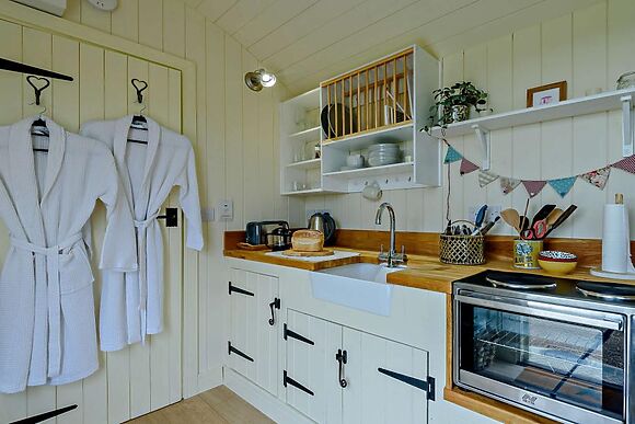 Bolstone View Shepherd Huts Loxley