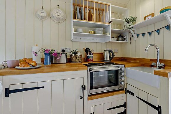 Bolstone View Shepherd Huts Thwen